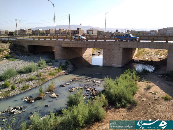 پل کمربندی شیراز  جنب شهرک شهید آیت الله دستغیب 