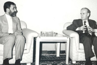   علی اکبر ولایتی در زمان درگذشت اسد، به همراه رئیس جمهور وقت در مراسم تشییع حافظ اسد شرکت کرد.