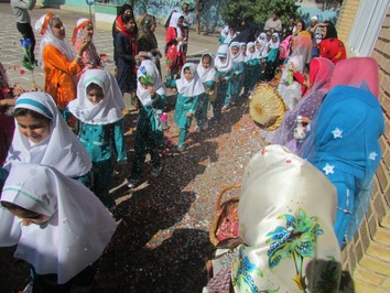 جشن کلاس اولی ها در سروستان