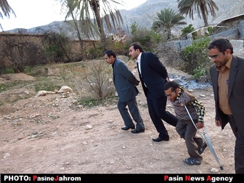 سرکشی مسئولان جهرم از خانواده های معلولان