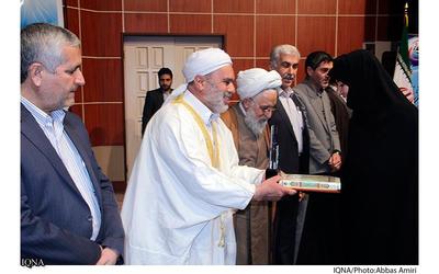 همایش یاوران اوقاف تجلیل از واقفین در شیراز
