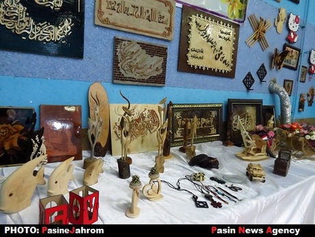 برپایی نمایشگاه توانمندی‌ های بانوان جهرمی