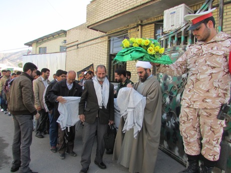 اعزام کاروان راهیان نور سروستان به مناطق عملیاتی جنوب