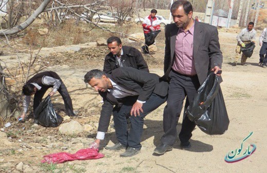 اقدامی در جهت پاکی محیط زیست توسط بخشداری مرکزی سپیدان