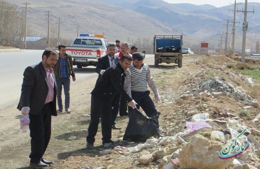 اقدامی در جهت پاکی محیط زیست توسط بخشداری مرکزی سپیدان