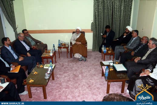 دیدار وزیر صنعت با نماینده ولی‌فقیه در فارس
