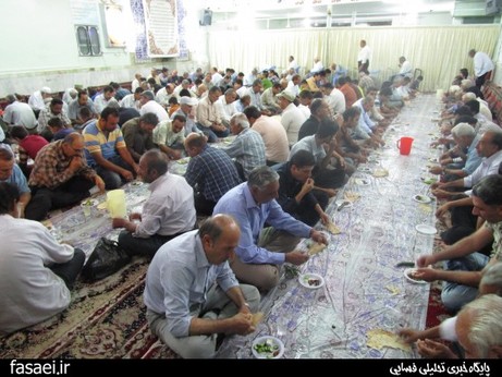 افطاری ساده مسجدالزهرا(س) فسا