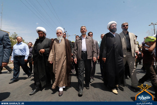 حضور آیت الله ایمانی و سردار غیب پرور  در راهپیمایی روز قدس شیراز