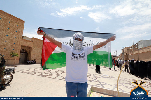 حضور نوجوانان در راهپیمایی روز قدس شیراز