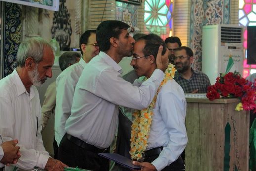 تجلیل از آزادگان لارستانی
