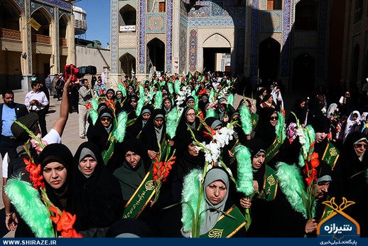 پیاده‌روی بانوان شیرازی به مناسبت میلاد حضرت فاطمه معصومه(س)