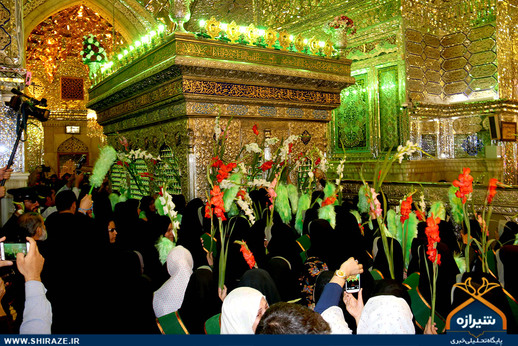  پیاده‌روی بانوان شیرازی به مناسبت میلاد حضرت فاطمه معصومه(س) 