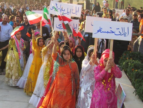 افتتاحیه نخستین جشنواره عشایری استان فارس در سروستان