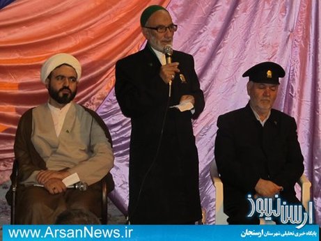 حضور خادمین آستان قدس رضوی در ارسنجان به مناسبت میلاد امام رضا(ع)