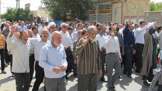 راهپیمایی اعتراض آمیز سروستانی ها در واکنش به هتک حرمت مسجدالاقصی