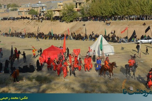 اجرای تعزیه میدانی در شهر سیدان