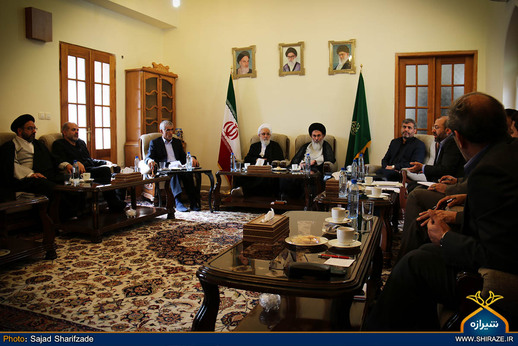جلسه هیئت امنای حرم مطهر شاهچراغ(ع)