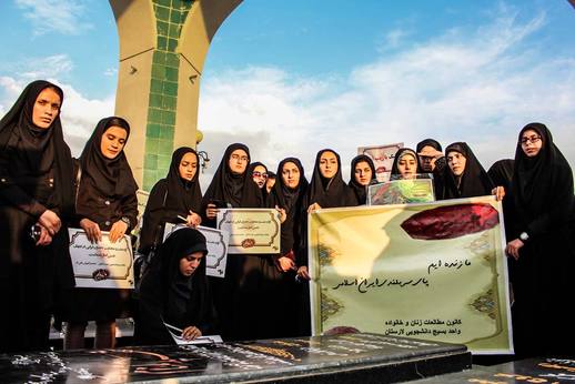 تجمع دانشجویی «نهضت ما زنده‌ایم» در لارستان