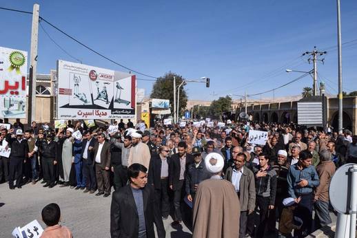 اعلام همبستگی نمازگزاران در نقاط مختلف استان با مسلمانان نیجریه
لارستان