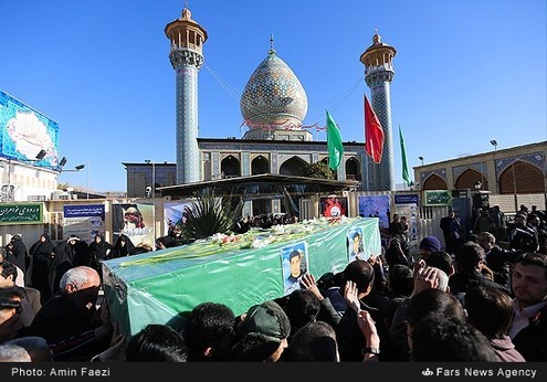 تشیع پیکر سه شهید مدافع حرم در شیراز