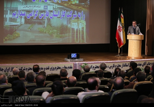 مراسم بهره برداری از طرح های گازرسانی استان فارس