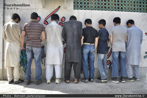 دستگیری 20 تبعه افغان غیرمجاز در داراب